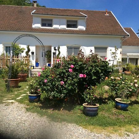Gites Et Chambres D'Hotes Les Roses The Hauterives Exteriér fotografie